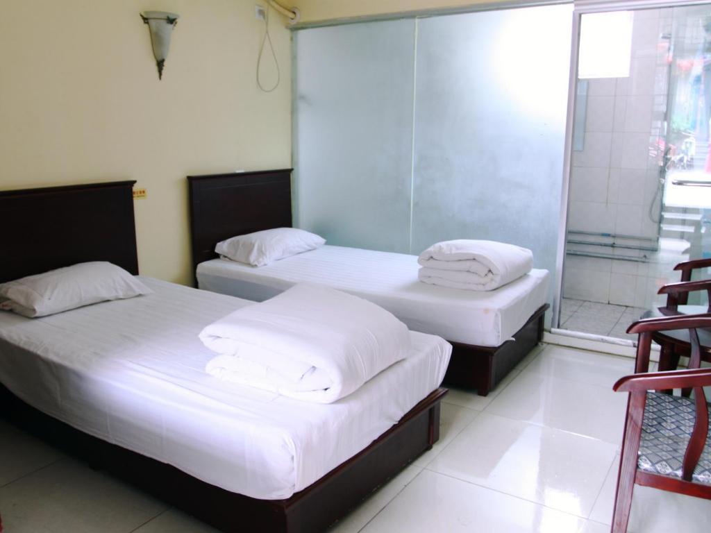 Confucious Hostel *